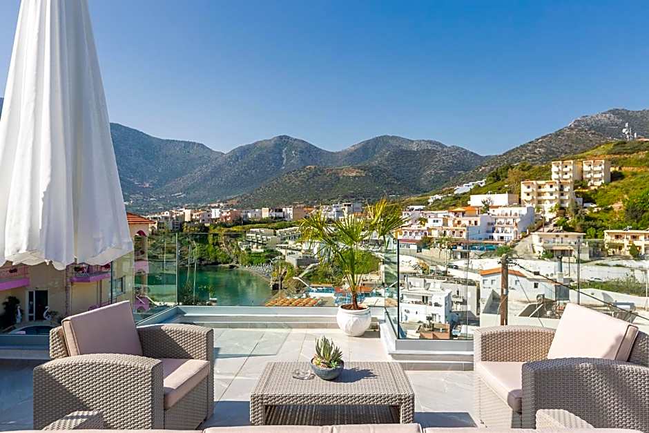 Akrogiali Apartments