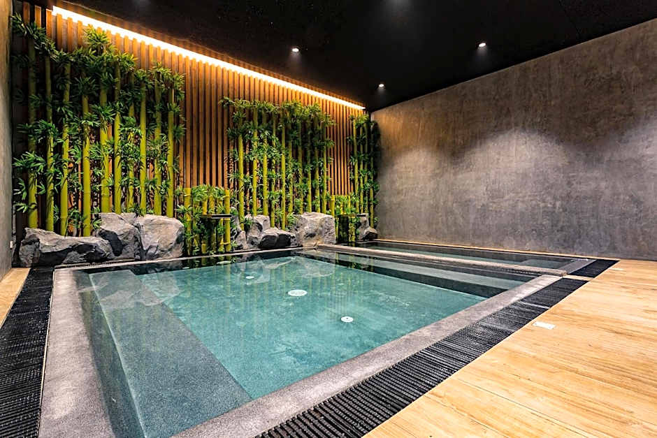 The Gems Mining Pool Villas Pattaya