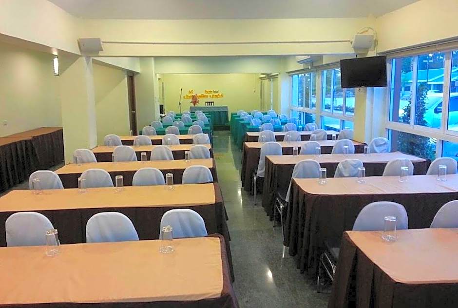 Suksomboon Hotel