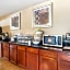 Comfort Inn & Suites Cincinnati Eastgate