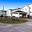 Days Inn & Suites by Wyndham Columbus NE