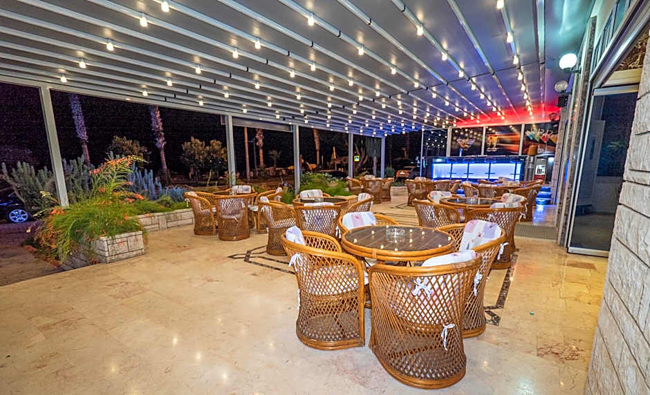 Kleopatra Celine Hotel