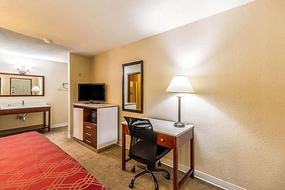 Econo Lodge Valley City