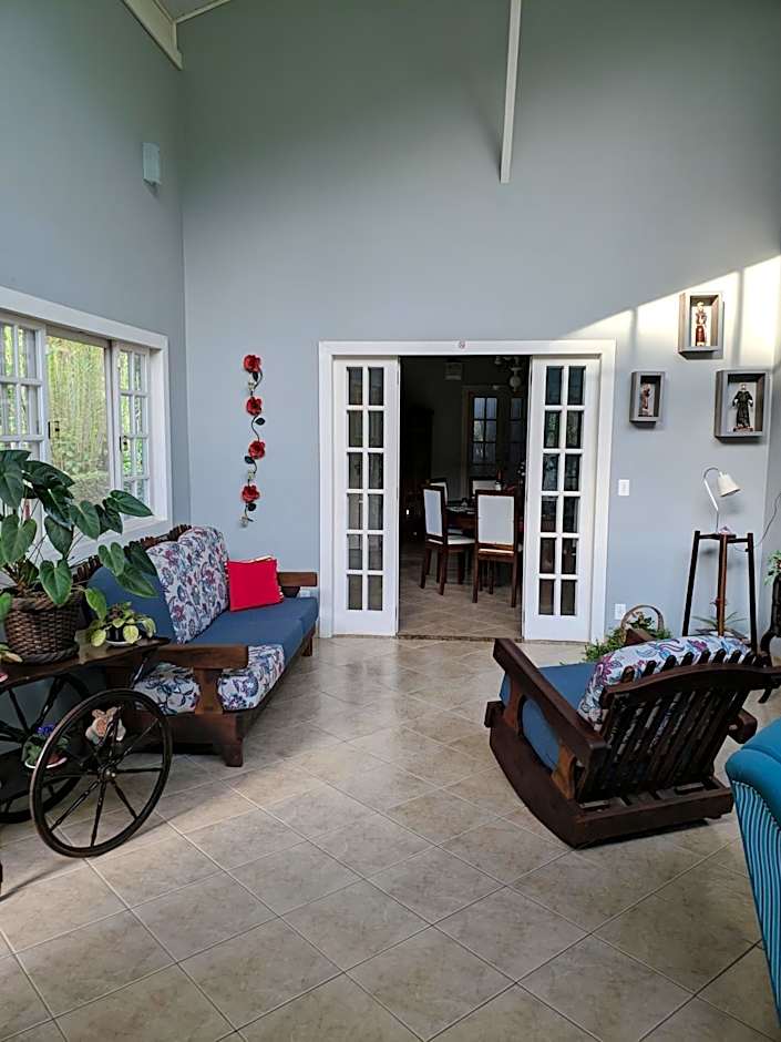 Nina-Flor Pousada Lumiar