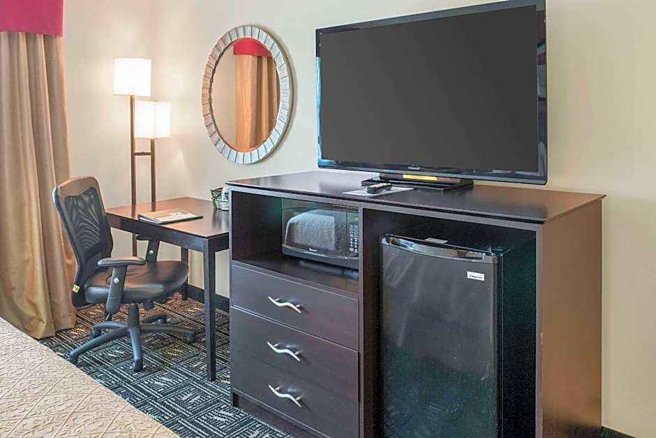 Quality Inn & Suites