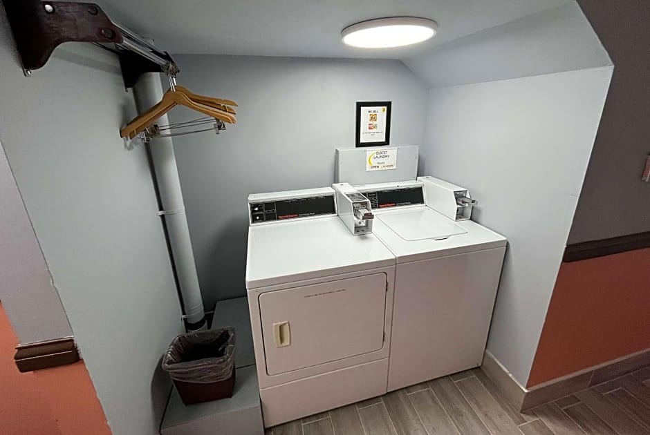 Super 8 by Wyndham Emporia