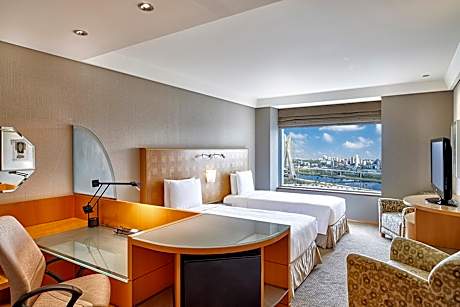 2 Twin Bed Deluxe Room