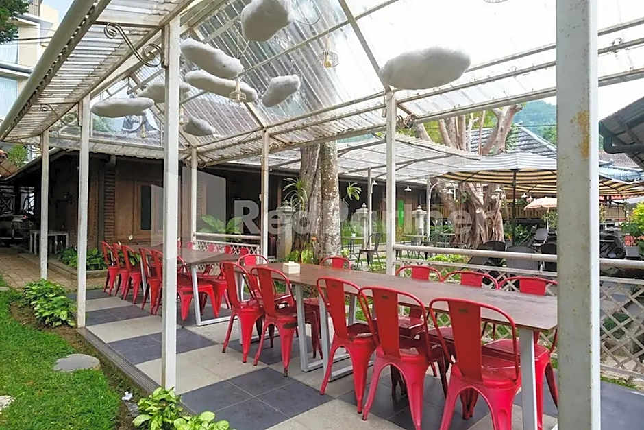 Javenir Hotel Tawangmangu Mitra RedDoorz