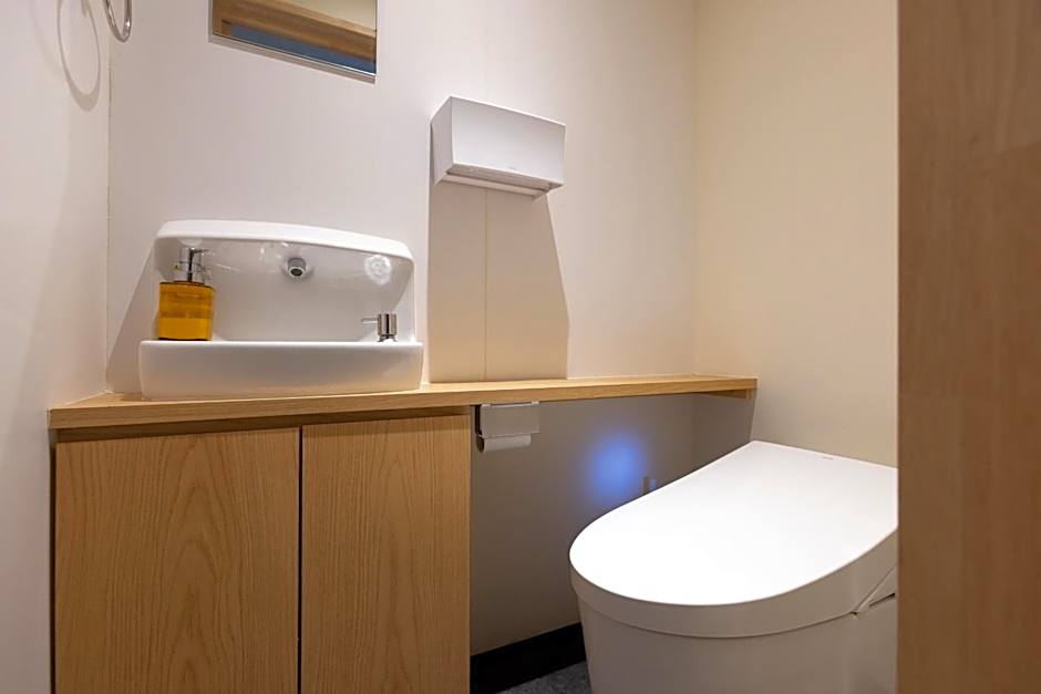 Cafe & Guest House Nagonoya