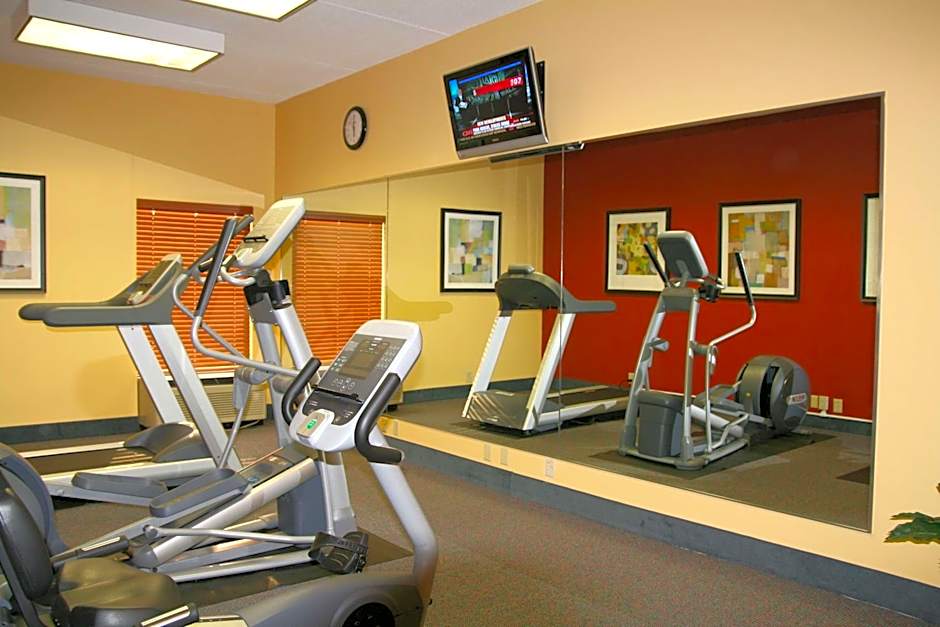 Hampton Inn By Hilton Louisville North/Clarksville