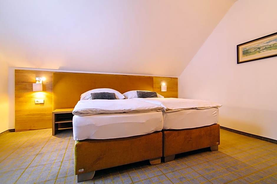 Hotel SKI