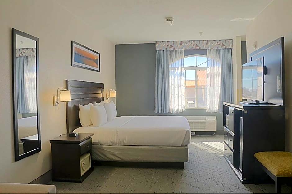 Quality Inn & Suites Roswell North