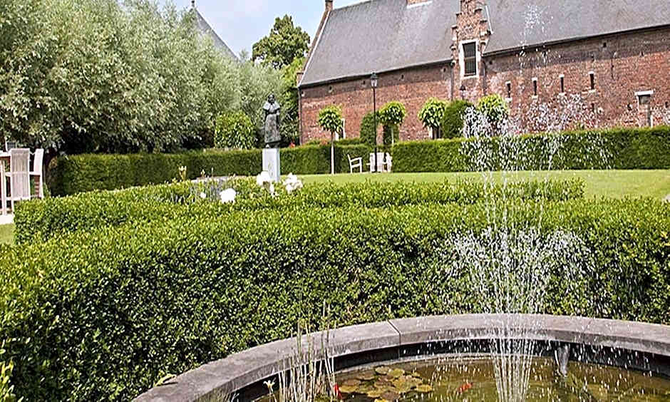 Begijnhof Hotel