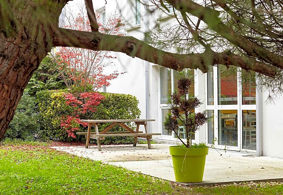 B&B HOTEL Evry Lisses 2