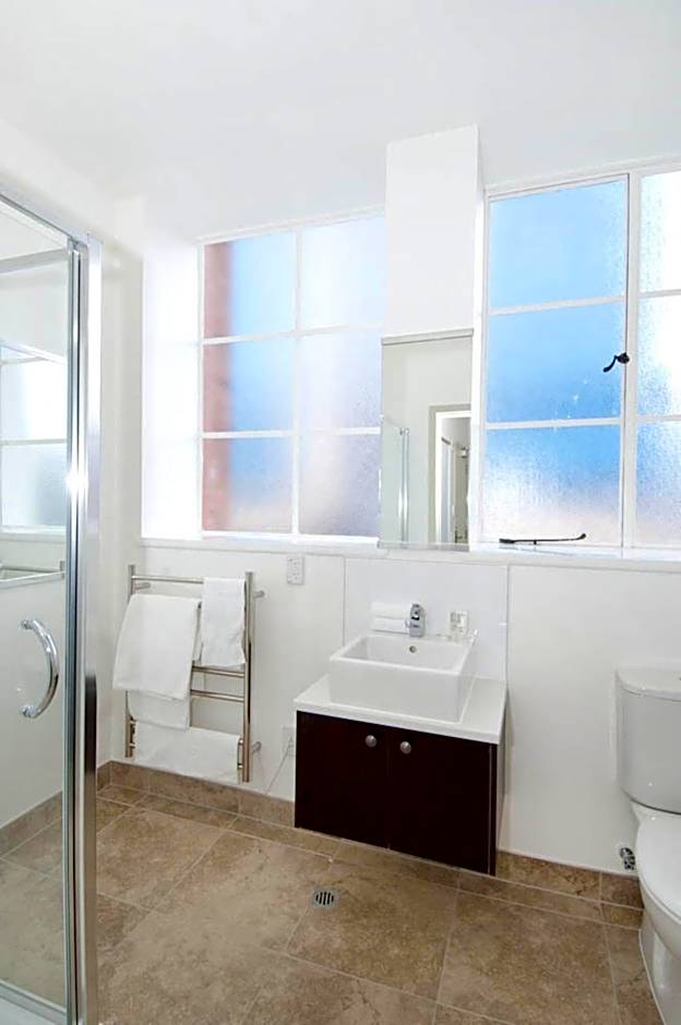 Quest Hamilton Serviced Apartments