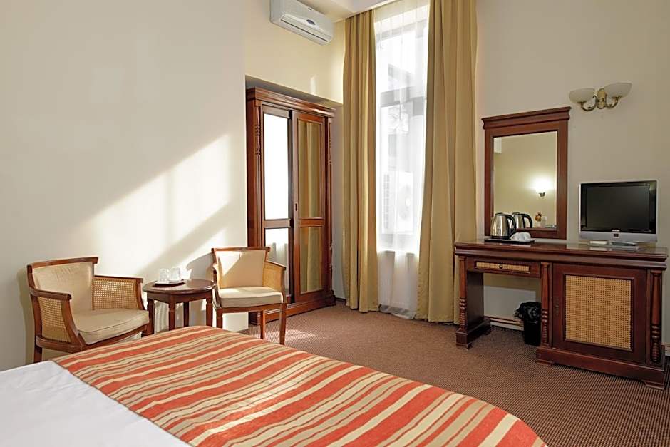 Atrium Hotel Ateneu City Center