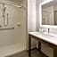 La Quinta Inn & Suites by Wyndham Atlanta Airport North