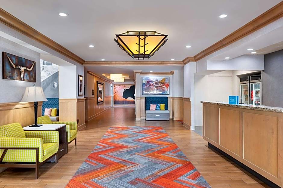Hampton Inn By Hilton And Suites Dodge City