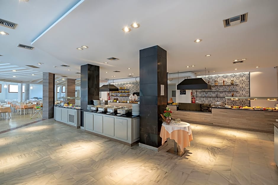 Delfina Tropic Beach