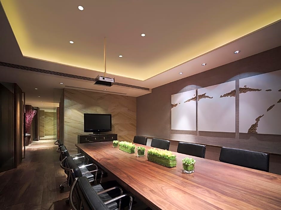 New World Dalian Hotel