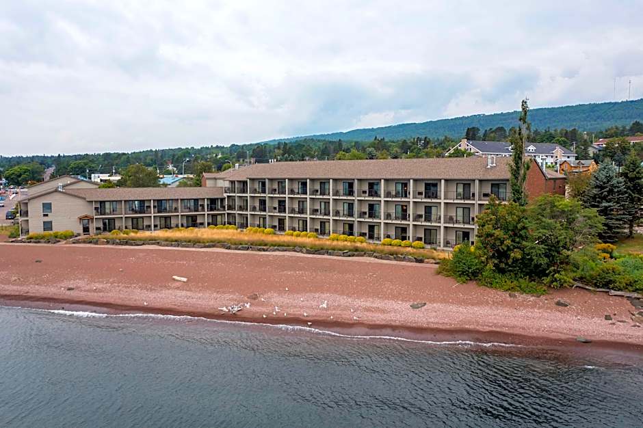 Best Western Plus Superior Inn