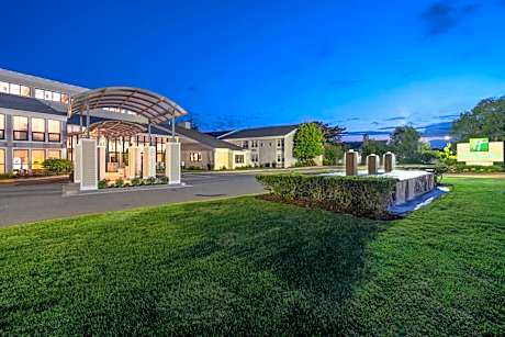 Holiday Inn Cape Cod - Hyannis By IHG