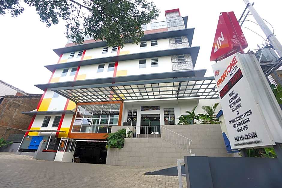 Front One Hotel Pasir Koja Bandung