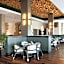 Renaissance by Marriott Boulder Flatiron Hotel