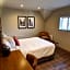 The Boathouse Inn & Riverside Rooms