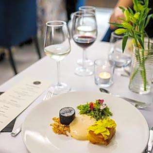 No1 Bed&Breakfast Restauracja ŚNIADANIE I PARKING W CENIE!