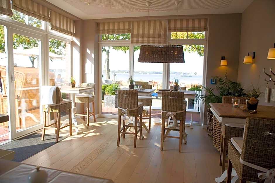 StrandHotel Seeblick, Ostseebad Heikendorf