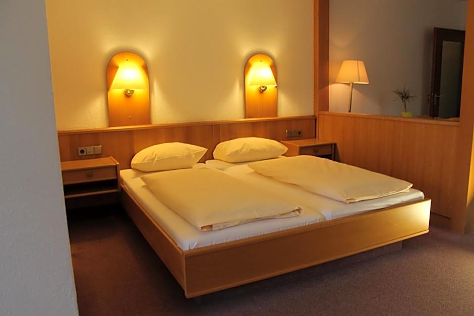 Action Forest Hotel - Kletterwald - Lasertag - nähe Badeparadies