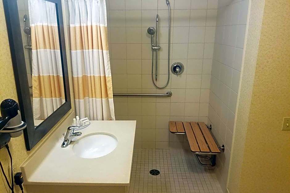 Fairfield Inn & Suites by Marriott Sudbury