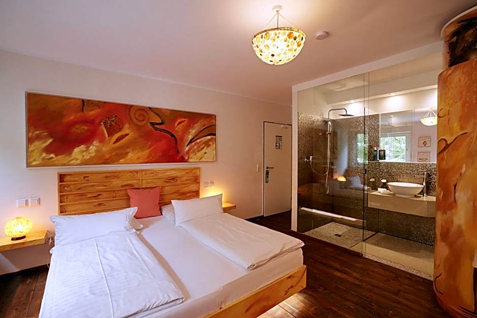 18Arts Hotel