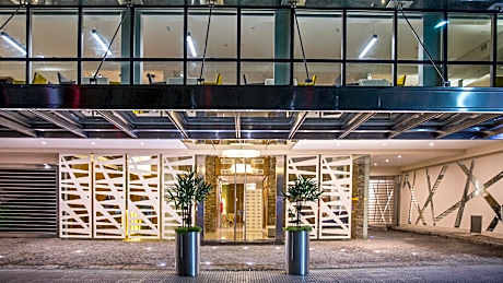 Howard Johnson Plaza Buenos Aires