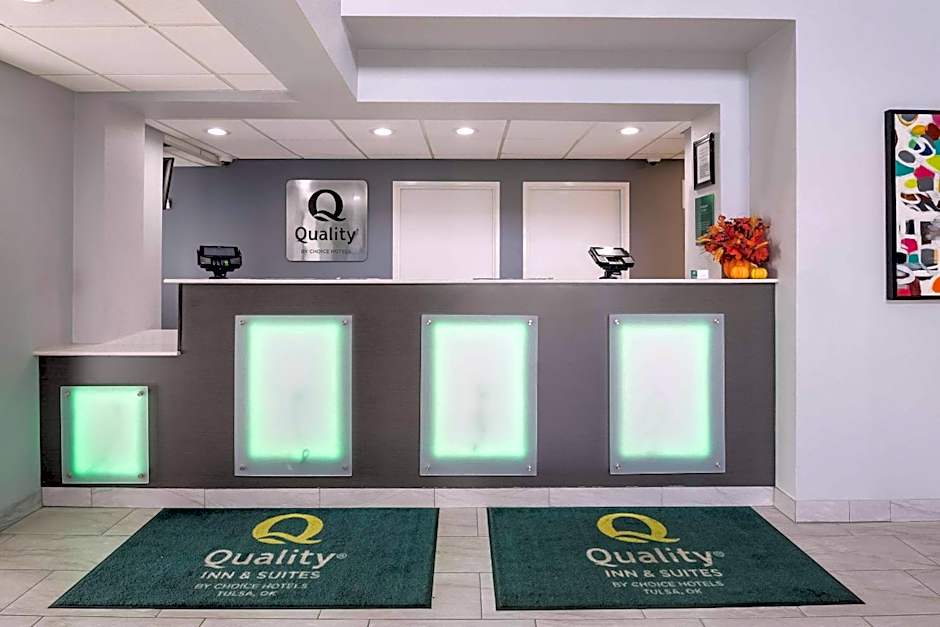 Quality Suites Tulsa I-44