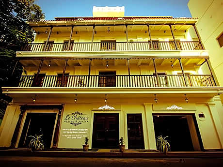 Le Chateau - A Heritage Boutique Hotel