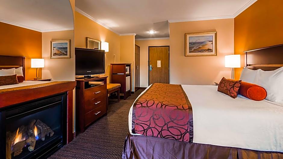 Best Western Plus Landmark Inn