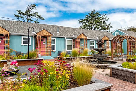 Inn at Haystack Rock