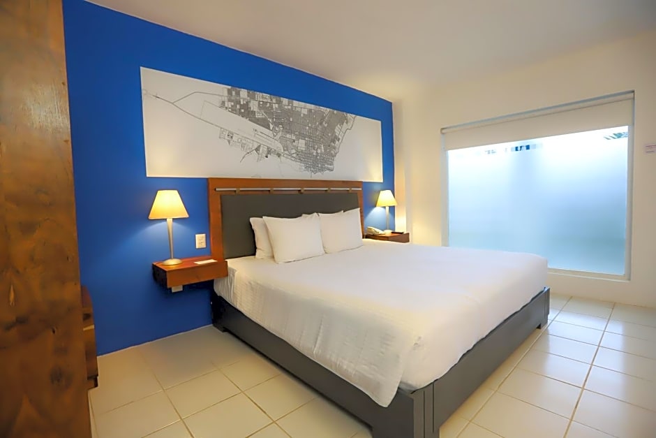 TRYP by Wyndham Chetumal