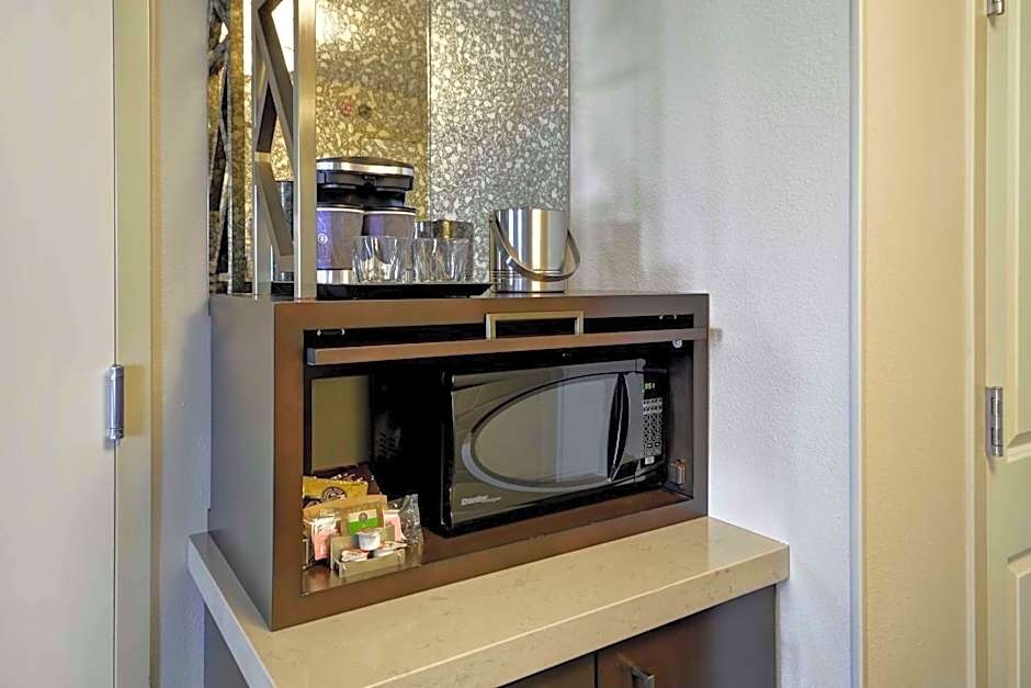 DoubleTree by Hilton Chicago Midway Airport, IL