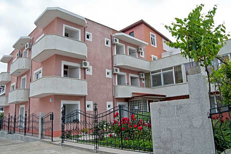 Hotel Laguna