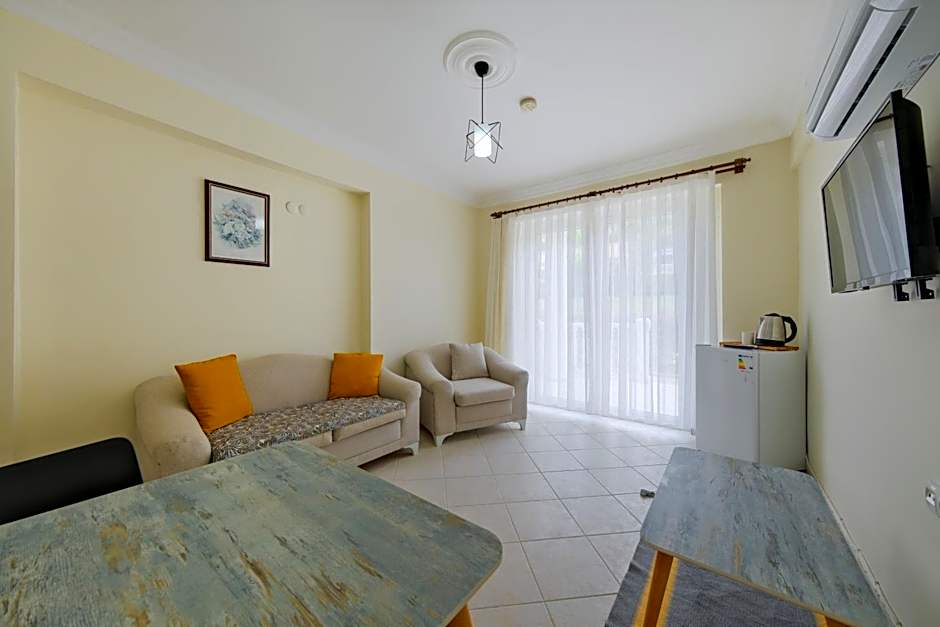 Larimar Suite Hotel