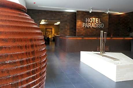 Hotel Paradiso