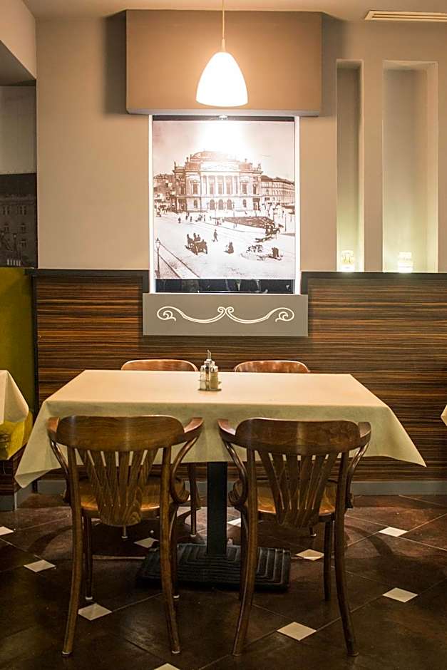 Green Hotel Budapest