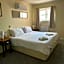 Halfway House Inn Country Lodge