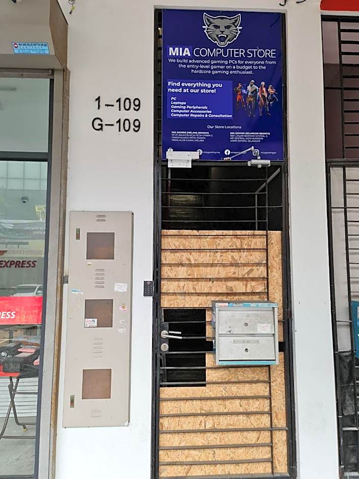 Ayden Hostel KLIA