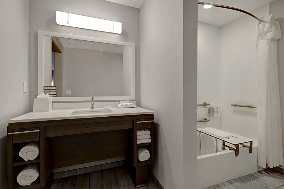 Home2 Suites By Hilton Petaluma