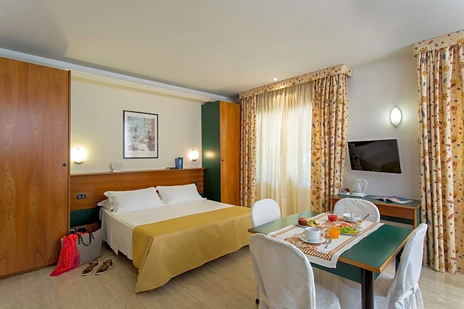 Astoria Suite Hotel