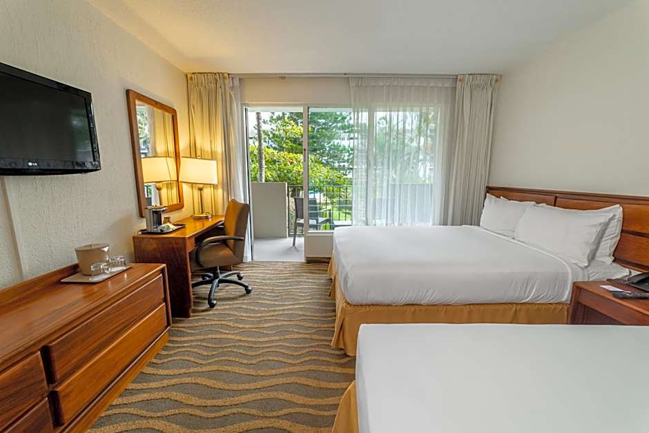 Irazu Hotel & Studios